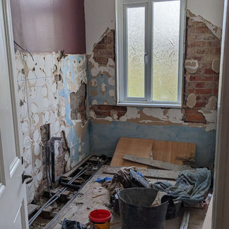 Full Tiled Bathroom
